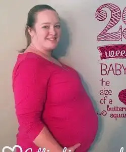 twin pregnancy belly