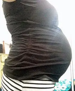 twin pregnancy belly