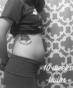 twin pregnancy belly