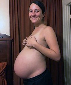 twin pregnancy belly