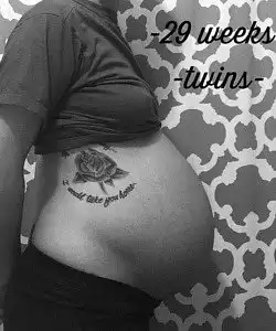 29 weeks pregnant with triplets