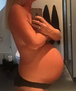 twin pregnancy belly