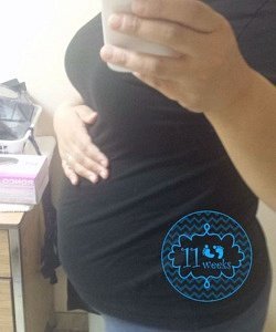 twin pregnancy belly