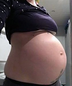 25 Weeks Pregnant With Twins What To Expect Symptoms Belly Pictures About Twins