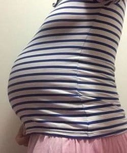 twin pregnancy belly