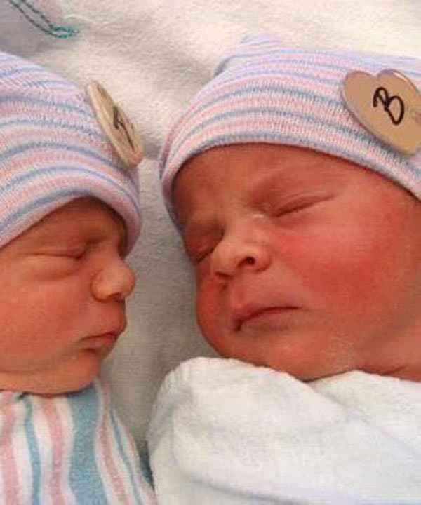 Premature Twins Week By Week Twin Gestation Overview About Twins